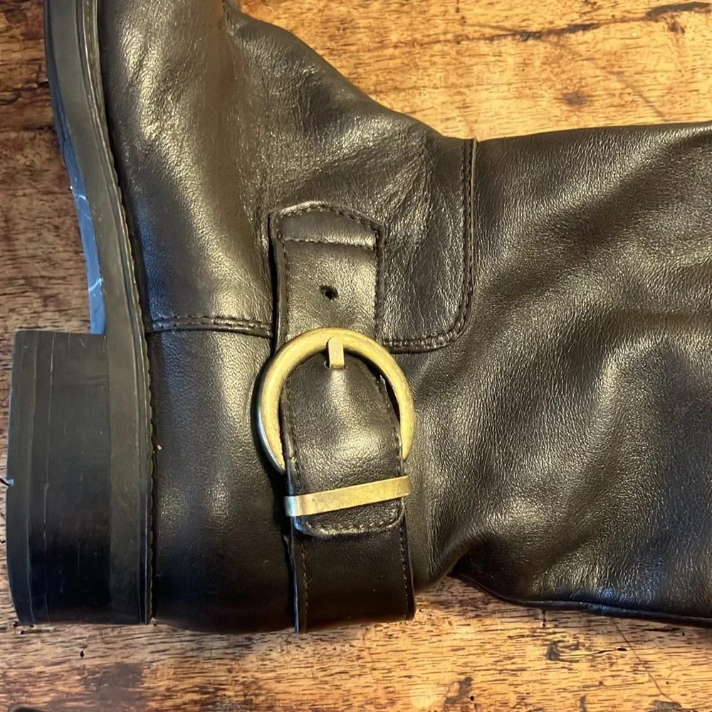 Barney’s made in Italy over the knee brown leather boots